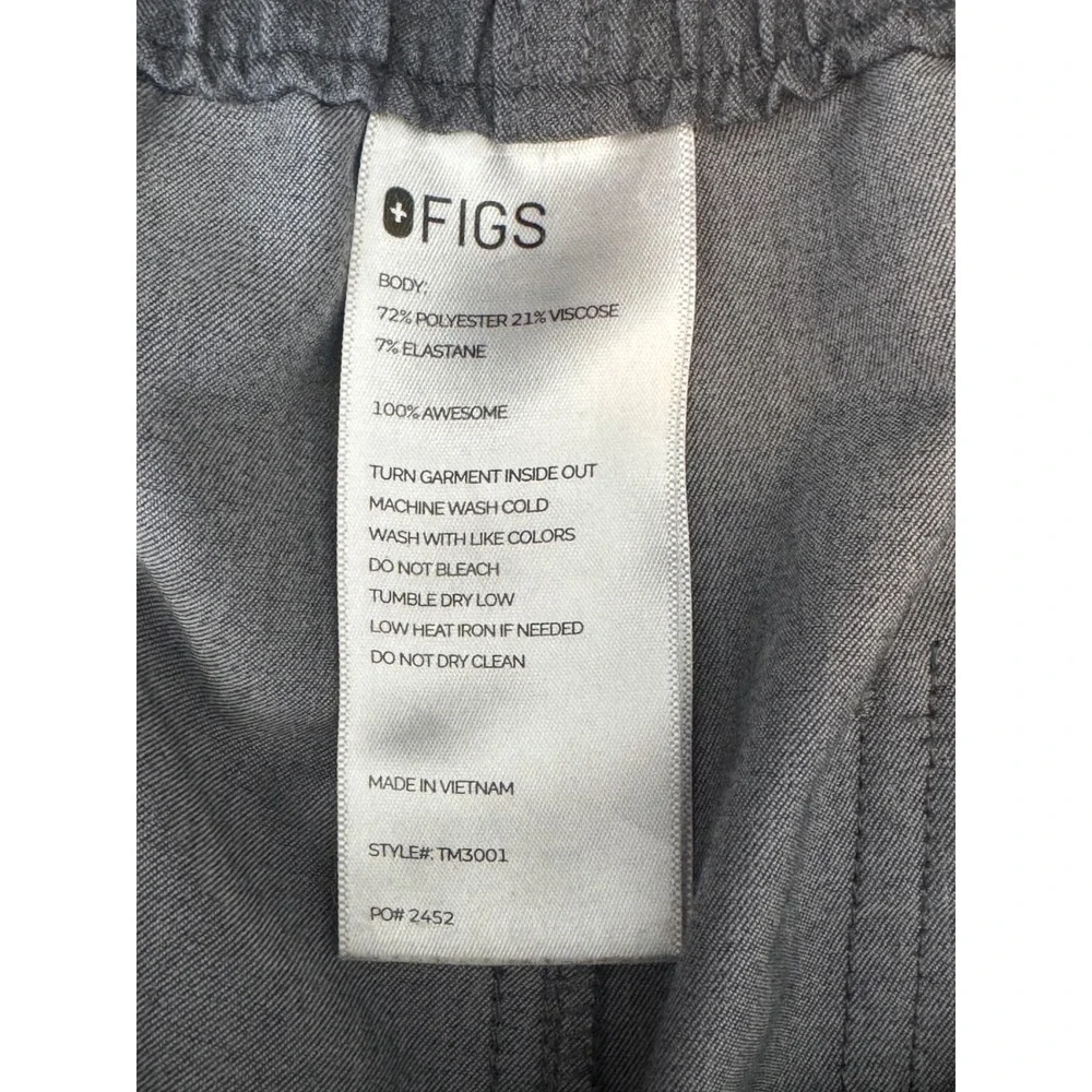 FIGS Cairo Cargo Scrub Pants Men SIze M Graphite Gray Technical Collection